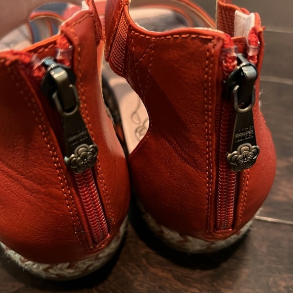 Mootsies Tootsies 7.5 NWT - Picture 12 of 12